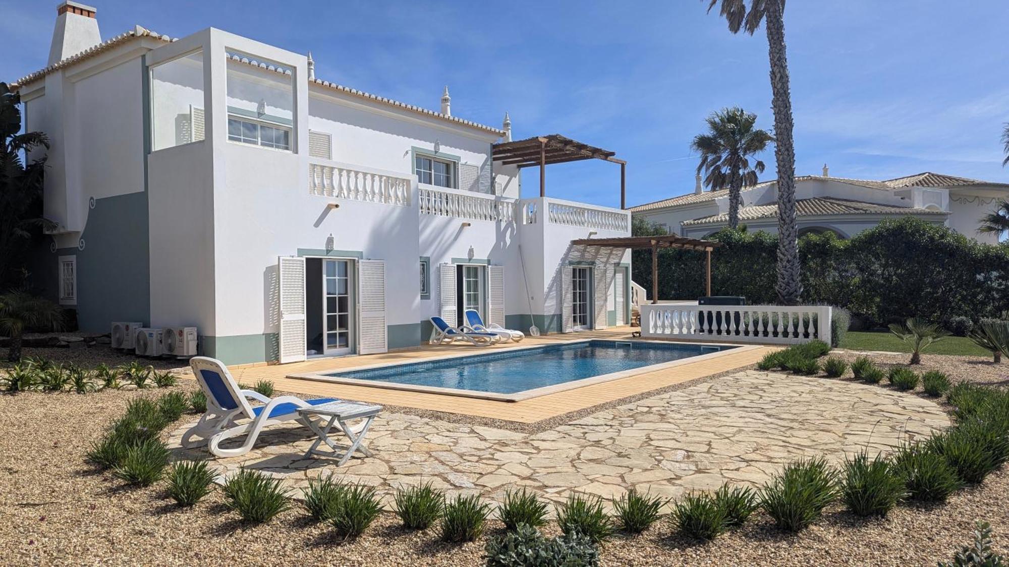 Stunning Villa With Pool & View Near Beach Budens Eksteriør billede