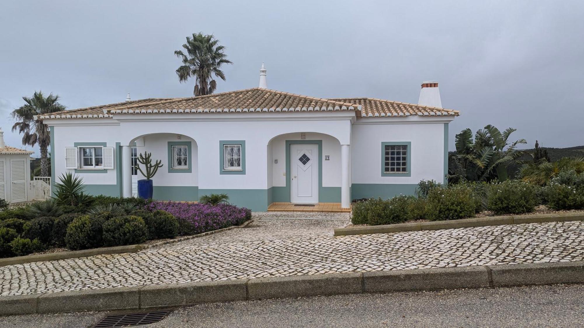 Stunning Villa With Pool & View Near Beach Budens Eksteriør billede